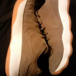 Nike Hyperdunk Low Olive